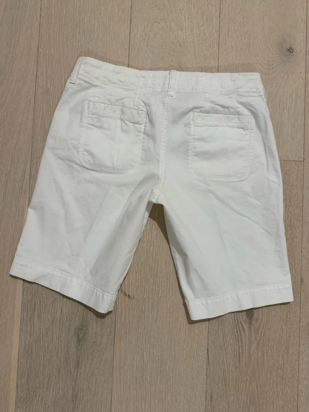 Old Navy Perfect Bermudas White Cotton Shorts